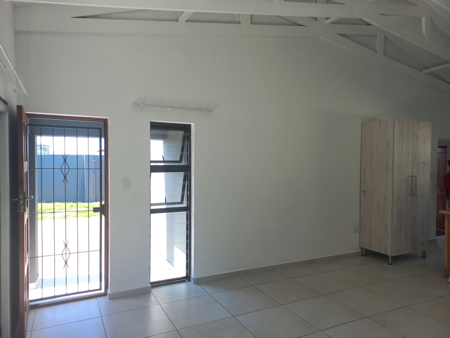To Let 3 Bedroom Property for Rent in Fountains Estate Eastern Cape